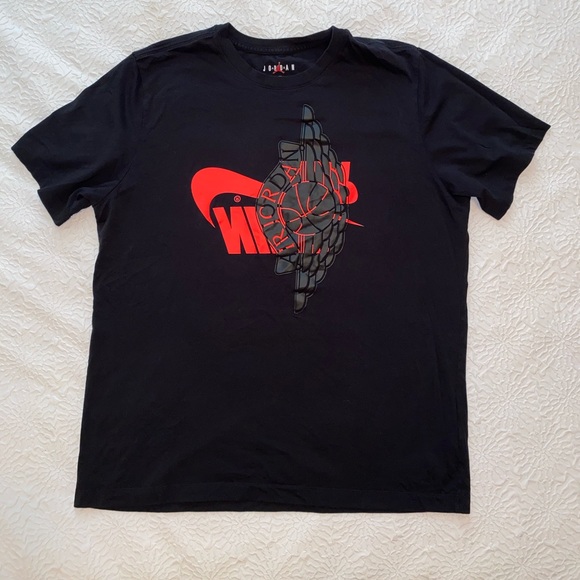 Nike upside down swoosh t shirt Clearance